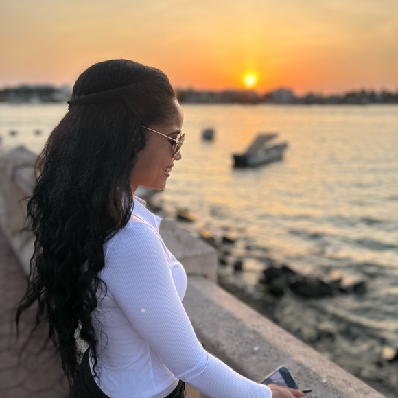 Meet your Posher, Victoria - Picture 1 of 1